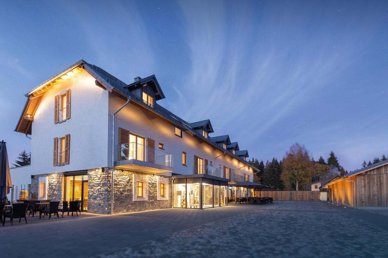 Hotel Tannenhaus Schöneck Dış mekan fotoğraf