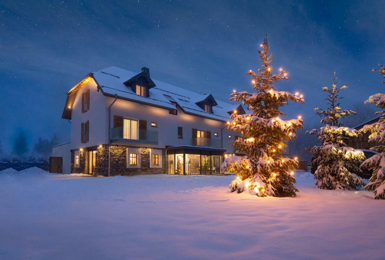 Hotel Tannenhaus Schöneck Dış mekan fotoğraf
